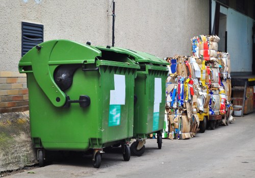 Customer service and contact options for Handy Rubbish UK